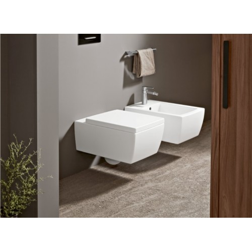 Villeroy & Boch Memento 2.0 zestaw miska WC wisząca bezkołnierzowa z deską wolnoopadającą 4633R001 + 8M24S101